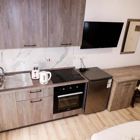 Napoli Suites Studios Aparthotel Saint Julian's Екстер'єр фото