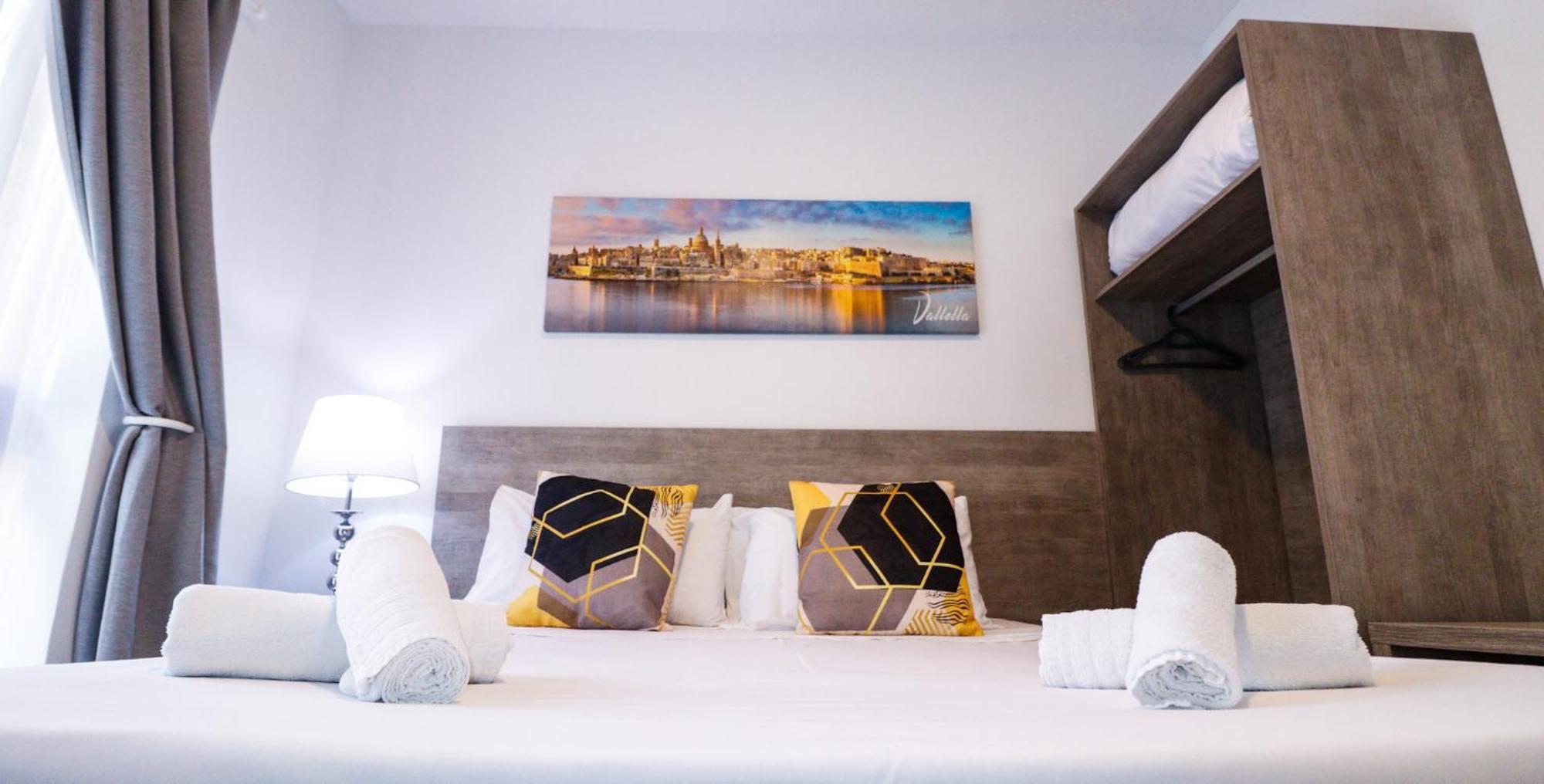 Napoli Suites Studios Aparthotel Saint Julian's Екстер'єр фото