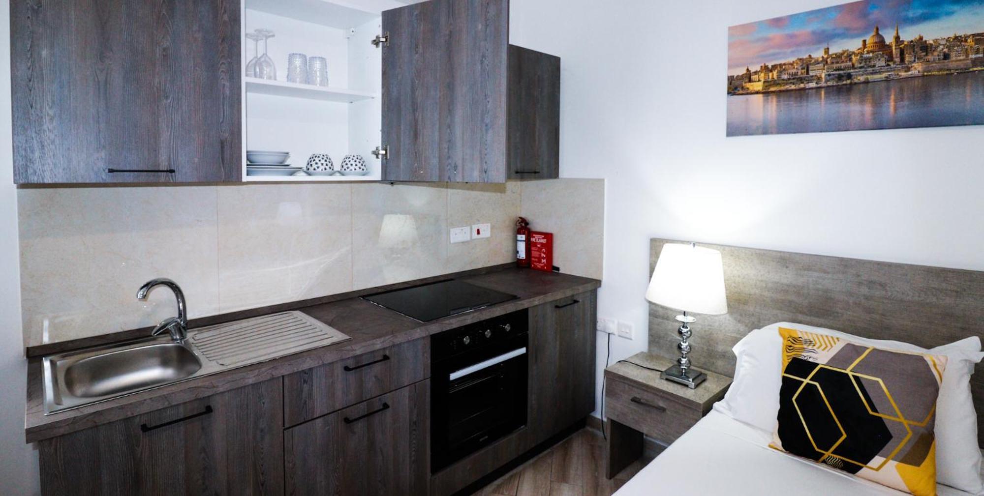 Napoli Suites Studios Aparthotel Saint Julian's Екстер'єр фото