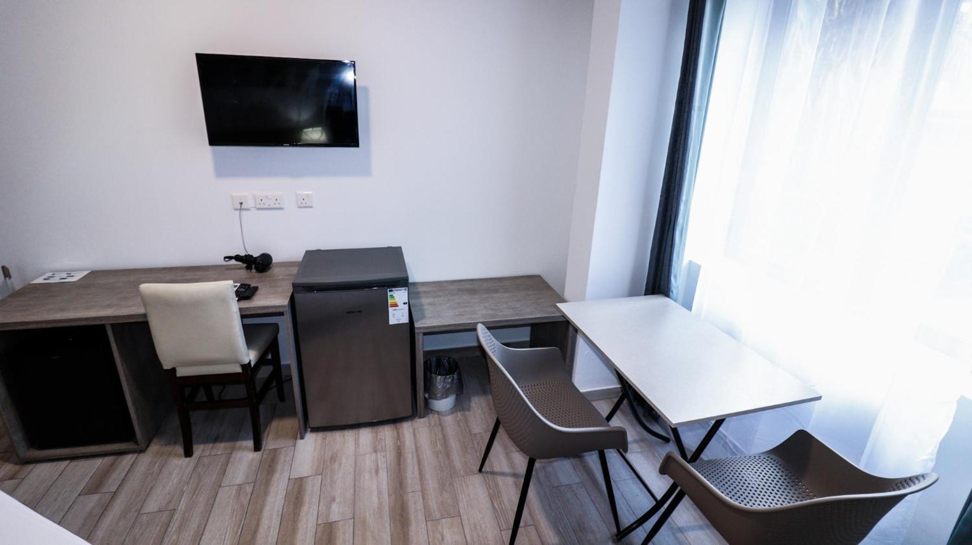 Napoli Suites Studios Aparthotel Saint Julian's Екстер'єр фото