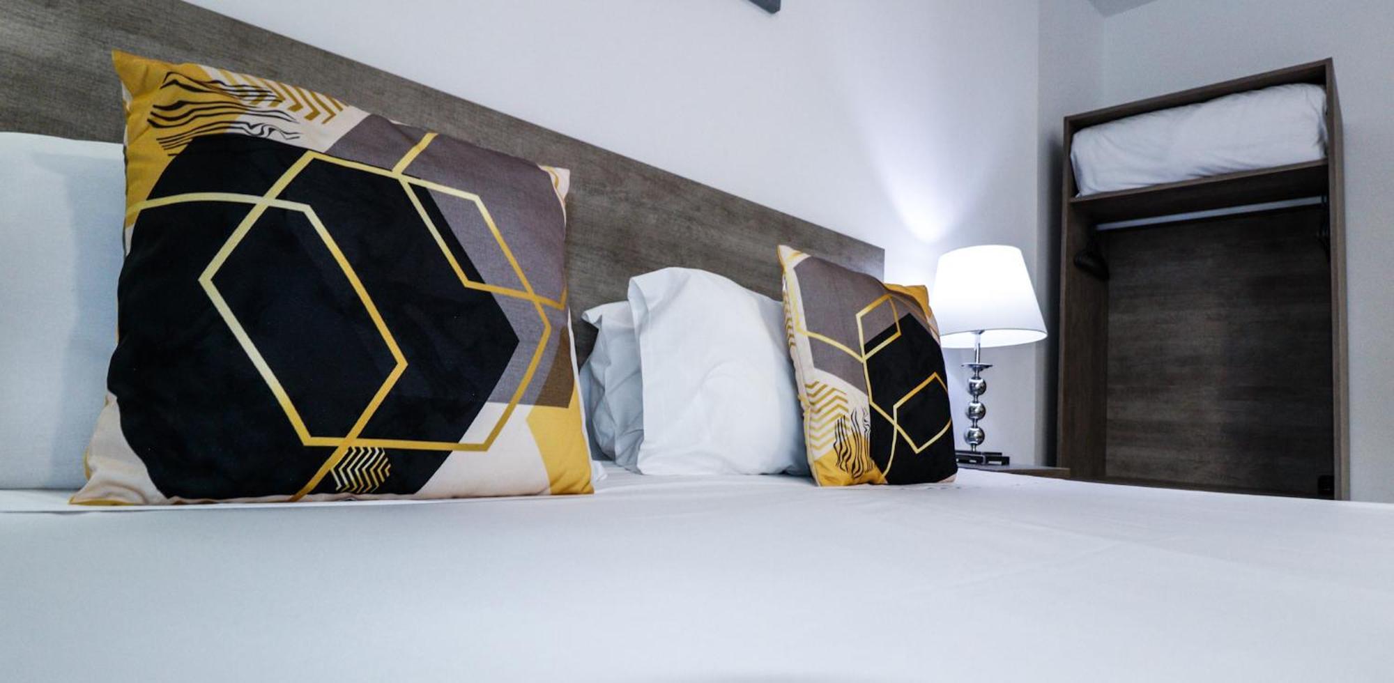 Napoli Suites Studios Aparthotel Saint Julian's Екстер'єр фото