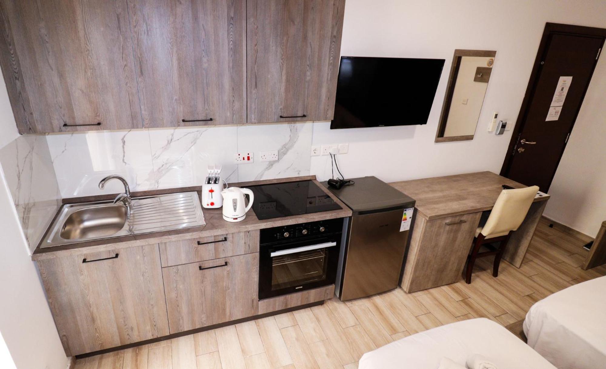 Napoli Suites Studios Aparthotel Saint Julian's Екстер'єр фото
